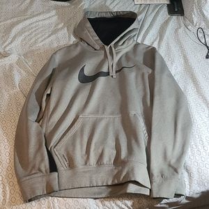 Nike therma fit pull over hoodie